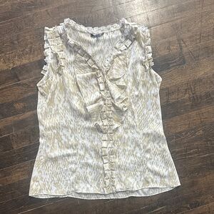Anne Klein Ruffled White and Gold Sleeveless Blouse Top Size 12